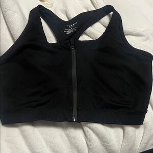 Torrid zip up sports bra. Gently used and in amazing condition.